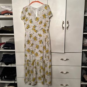 Fabulous floral dress! Spring!!